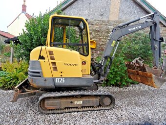 Minibager Volvo EC25 - 3