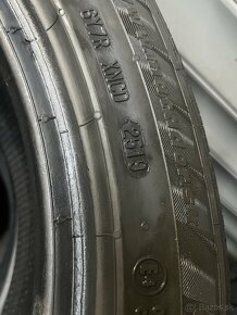 225/45R17 91H - 3