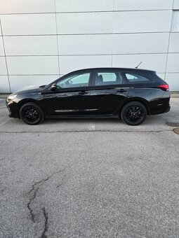 Hyundai i30 SW 2019/8 - 3