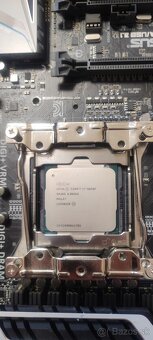 Asus X99-A + Cpu i7 s2011 + 32GB ram + chladic - 3