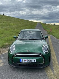 MINI Cooper benzín 2021 - 3