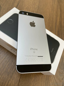 P: Apple iPhone SE 32GB - 3