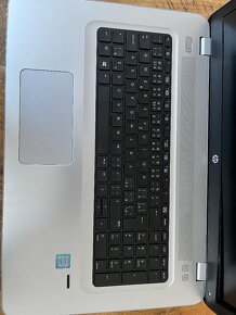 Predám 17" HP ProBook 470 G4 poškodený pánt - 3