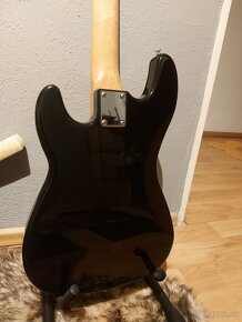 Bass gitara - 3