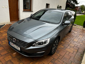 Volvo V60 D4 4x4 2,4 - 5 valec, 66 700km - 3