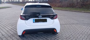 Toyota yaris 1.5 hybrid - 3