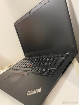 Lenovo ThinkPad X390 - 3