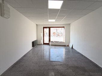 Prenájom, obchodný priestor v centre mesta Kežmarok, 100 m2 - 3