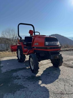 japonský malotraktor KUBOTA ASTE A155 + rotavátor zdarma - 3