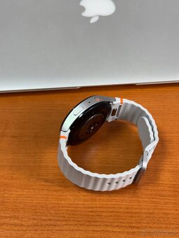 Samsung Galaxy Watch 7 44mm silver - nové - 3