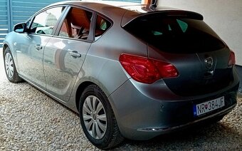 Opel Astra 1.3 CDTI - 3