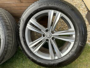 SEBRING orig.VW TOUAREG  5x112 8,5j x r19 ET 28 255 55 R19 - 3