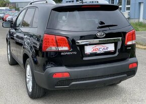 Kia Sorento 2.2CRDi 4x4 AUTOMAT 7 MÍST DPH nafta automat - 3