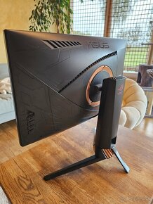 Na predaj ASUS ROG Swift 24.5 Monitor – Perfektný stav - 3