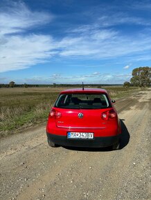 VW Golf 5 1,6i - 3