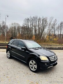 Mercedes-Benz ML 320CDi Facelift Edition Sport - 3