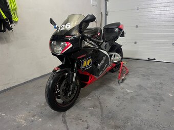 Aprilia RSV Mille 1000 - 3