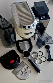 Pákový kávovar a mlynček DéLonghi - 3