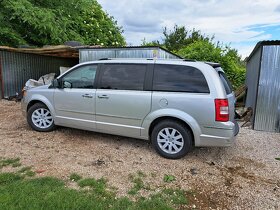 Rozpredam Chrysler grand voyager 2,8crdi RT - 3