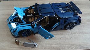 LEGO 42083-1 - Bugatti Chiron - 3