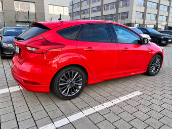 Ford Focus 1.5 EcoBoost ST-Line SR - 3