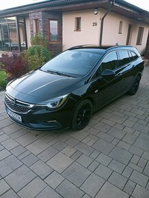 Opel Astra 1.6CDTI Innovation - 3