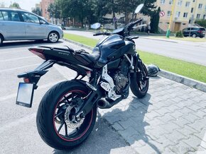 Yamaha MT 07 - 3