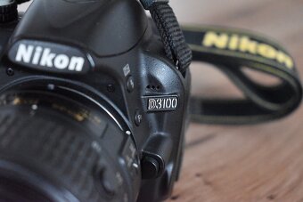 Nikon d3100 s VR objektivom nikkor 18-55 AF 7tis. snimkov - 3