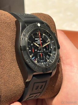 Breitling Chronomat B01 BlackSteel - 3