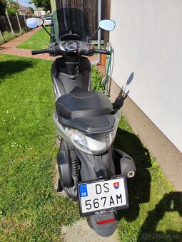 Motorka Skuter Piaggio Beverly 300 - 3