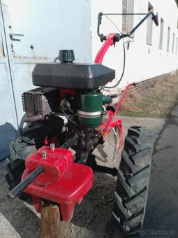 Vari malotraktor,motor Jikov,držáky,závaží,pluh, těleso - 3