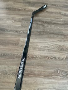 HOKEJKA BAUER PROTO-R 23 P92 F70 RH - 3