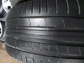 275/35R22 Pirelli P Zero - 3