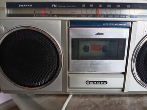 Sanyo M9800 radiomagnitofon boombox retro - 3