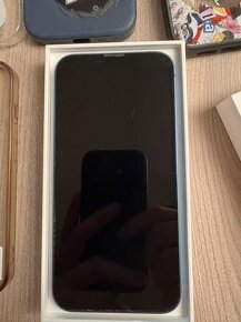 Apple iPhone 13 128GB - 3