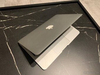 Macbook Air 13-palcový / 2014 - 3