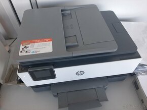 HP OfficeJet Pro 8022e - 3