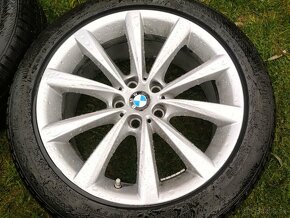 TOP zimná sada 5x112 R18 BMW 5 G30 G31 ORIGINAL BMW - 3