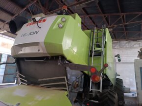 Predám kombajn CLAAS LEXION 650 - 3