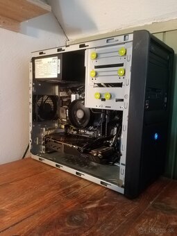 počítač (5 3600, rx590 8gb, 16gb ddr4 3200mhz, 1.72Tb) - 3