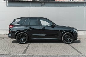 BMW X5 xDriveM50i A/T - 3