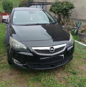 Opel Astra J 2.0 CDTI šport - 3