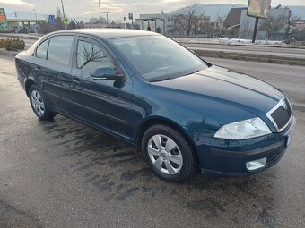 Škoda Octavia 1.6 Tour II - 3