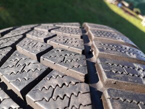 205/60 r16 zimne pneumatiky - 3