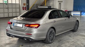 Mercedes-Benz E trieda Sedan 300 de 4MATIC AMG - 3