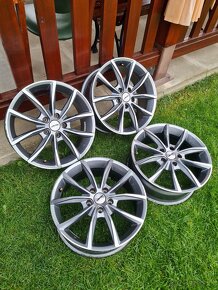 R17 5x112 ALUTEC disky - - 3