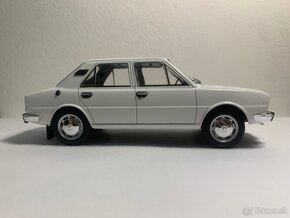 Škoda 105 L 1:24 - 3