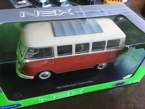 VW T1 Samba bus 1:18, Welly, TOP stav - zabalené - 3