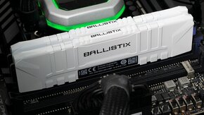 Crucial Ballistix RGB 16 GB (2x8GB) DDR4 3600MHz CL16 White - 3