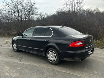 Predam škoda superb II 2.0 TDI 103 kw rok 2009 - 3